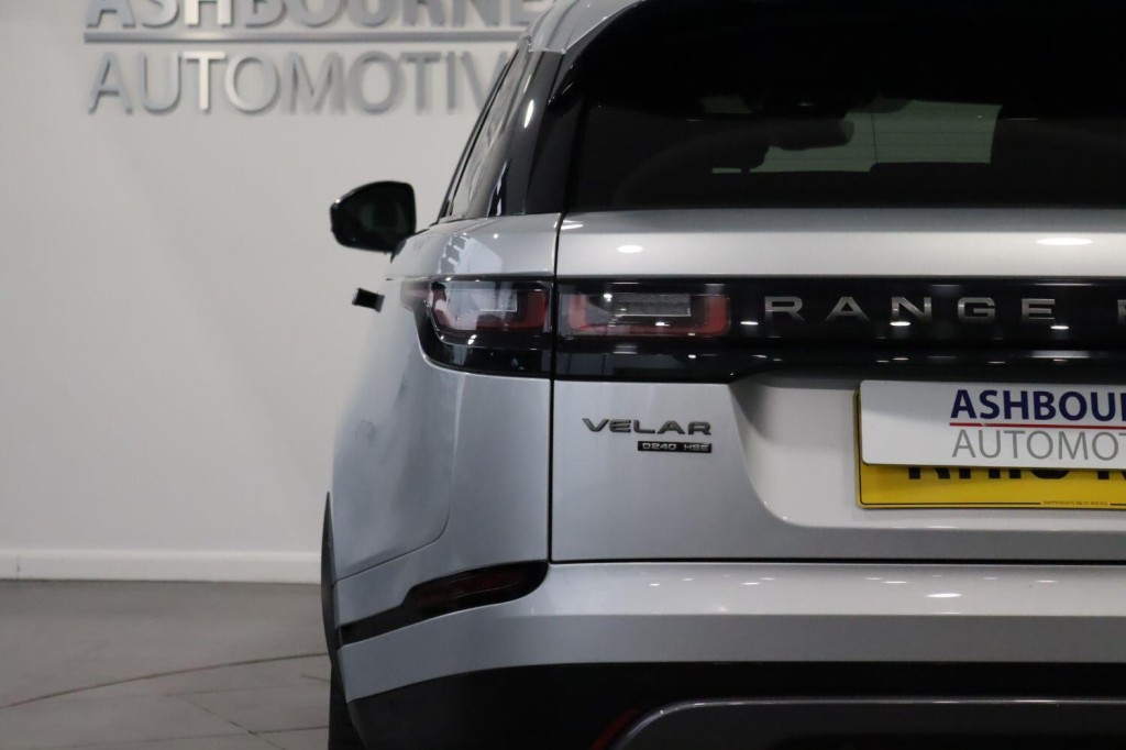 LAND ROVER RANGE ROVER VELAR 2.0 D240 R-Dynamic HSE 2018