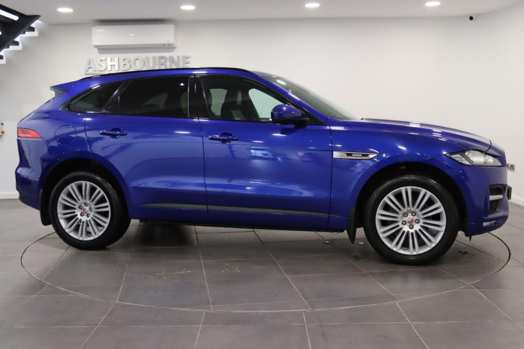 JAGUAR F-PACE 2.0 D240 R-Sport 2018