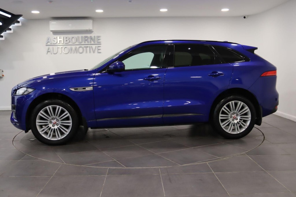 JAGUAR F-PACE 2.0 D240 R-Sport 2018