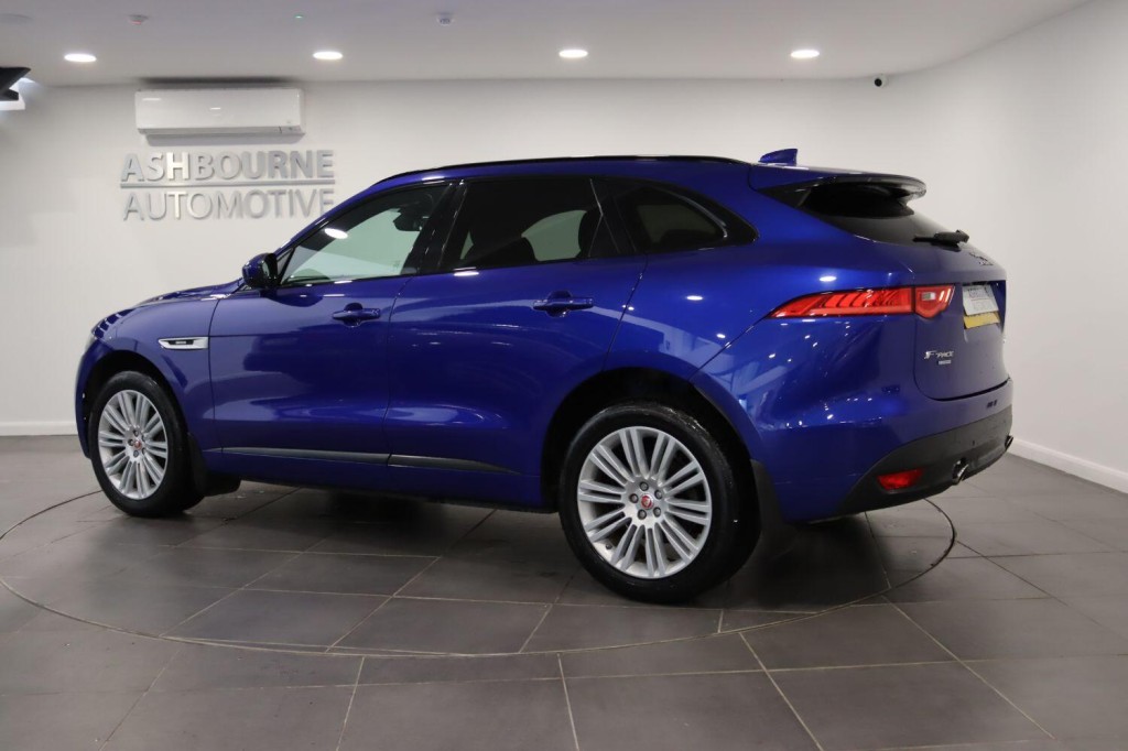 JAGUAR F-PACE 2.0 D240 R-Sport 2018