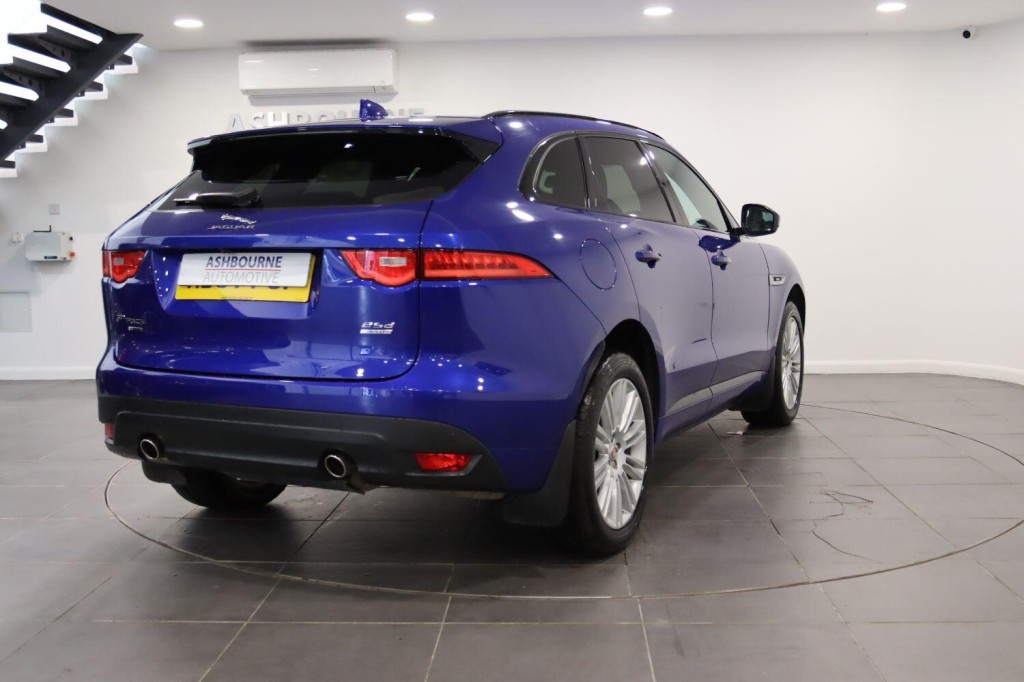 JAGUAR F-PACE 2.0 D240 R-Sport 2018
