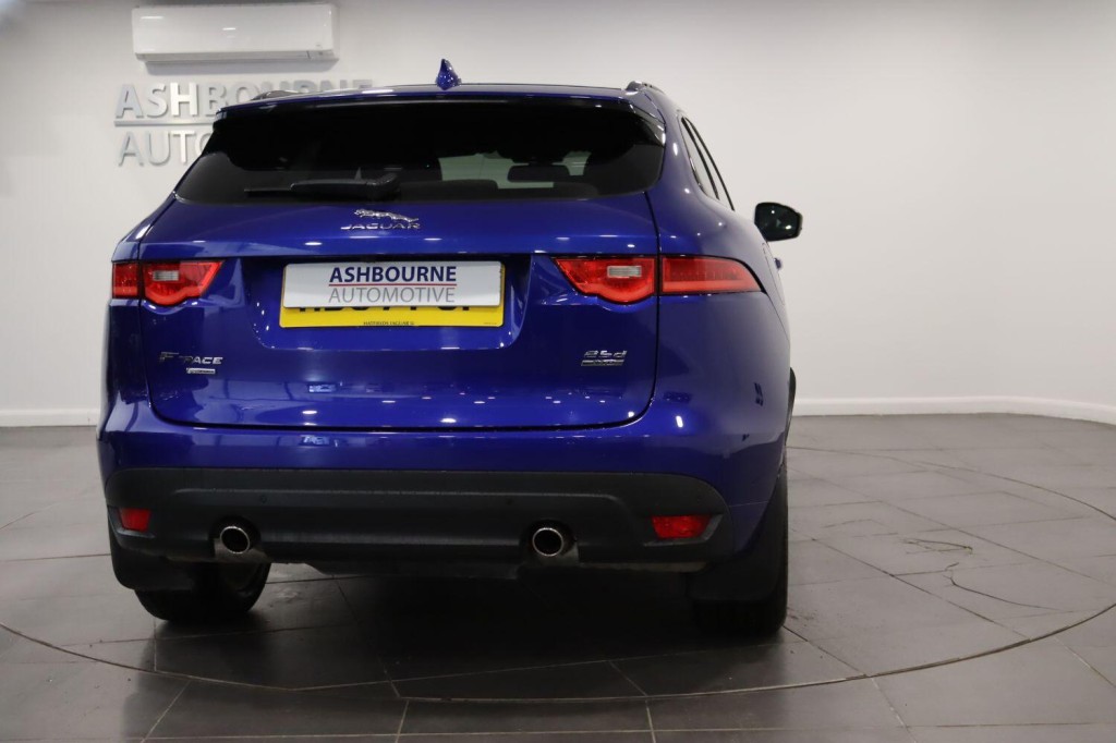 JAGUAR F-PACE 2.0 D240 R-Sport 2018