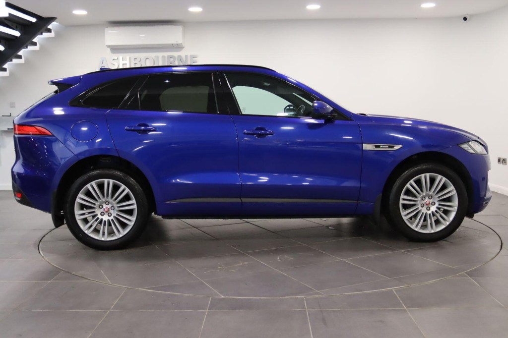 JAGUAR F-PACE 2.0 D240 R-Sport 2018