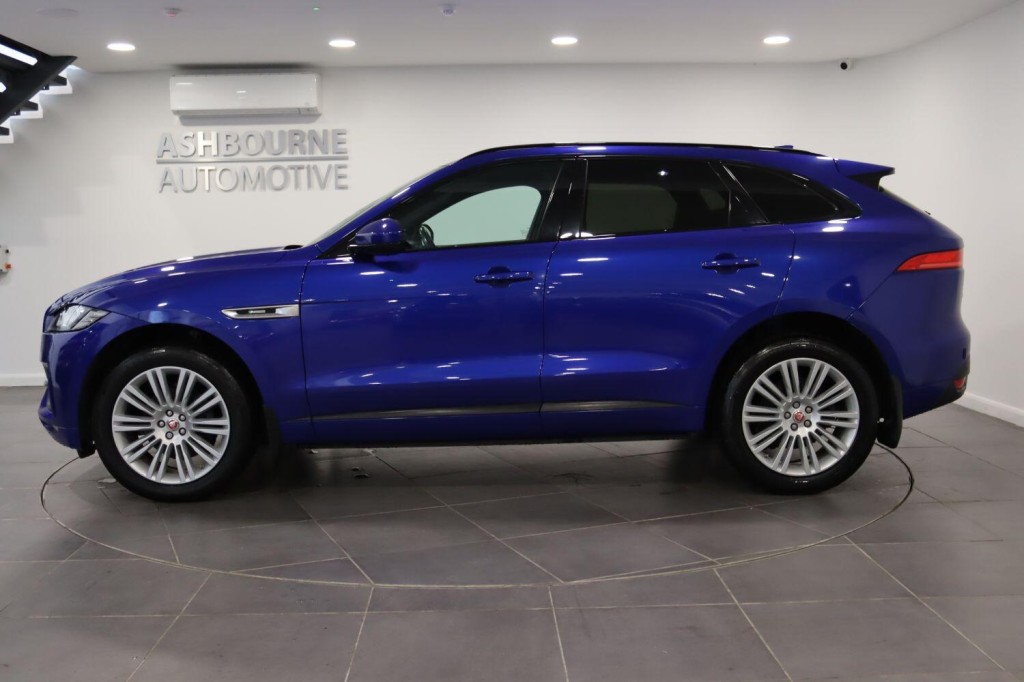 JAGUAR F-PACE 2.0 D240 R-Sport 2018