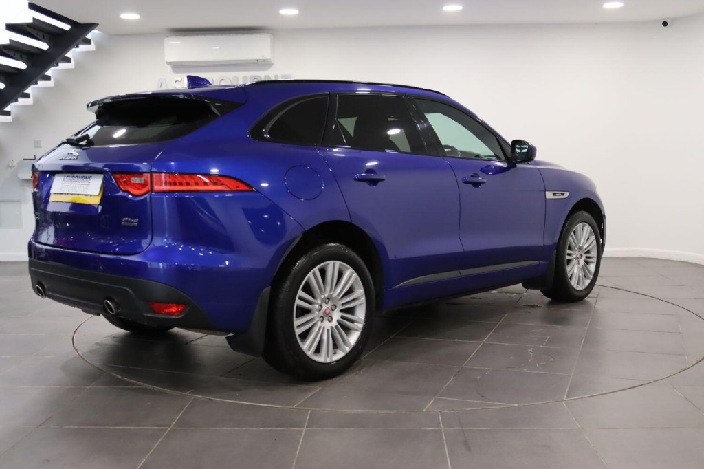 JAGUAR F-PACE 2.0 D240 R-Sport 2018