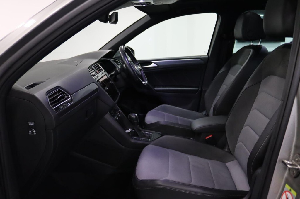 VOLKSWAGEN TIGUAN 1.5 TSI EVO R-Line Tech 2020