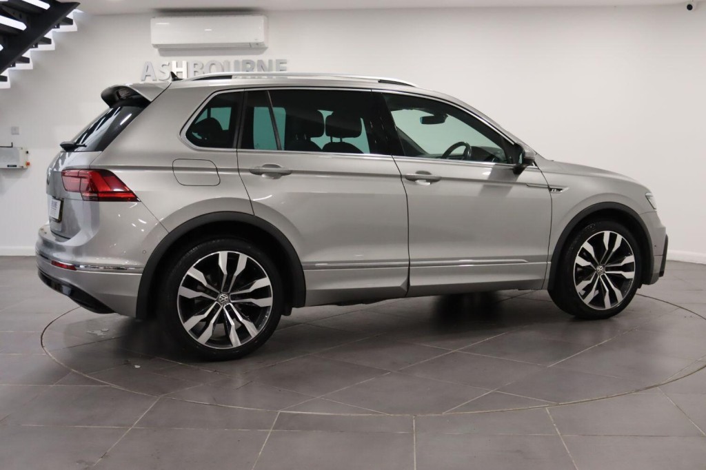 VOLKSWAGEN TIGUAN 1.5 TSI EVO R-Line Tech 2020