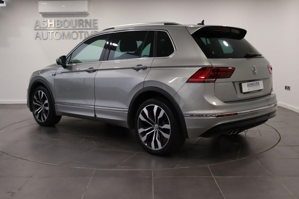 VOLKSWAGEN TIGUAN 1.5 TSI EVO R-Line Tech 2020