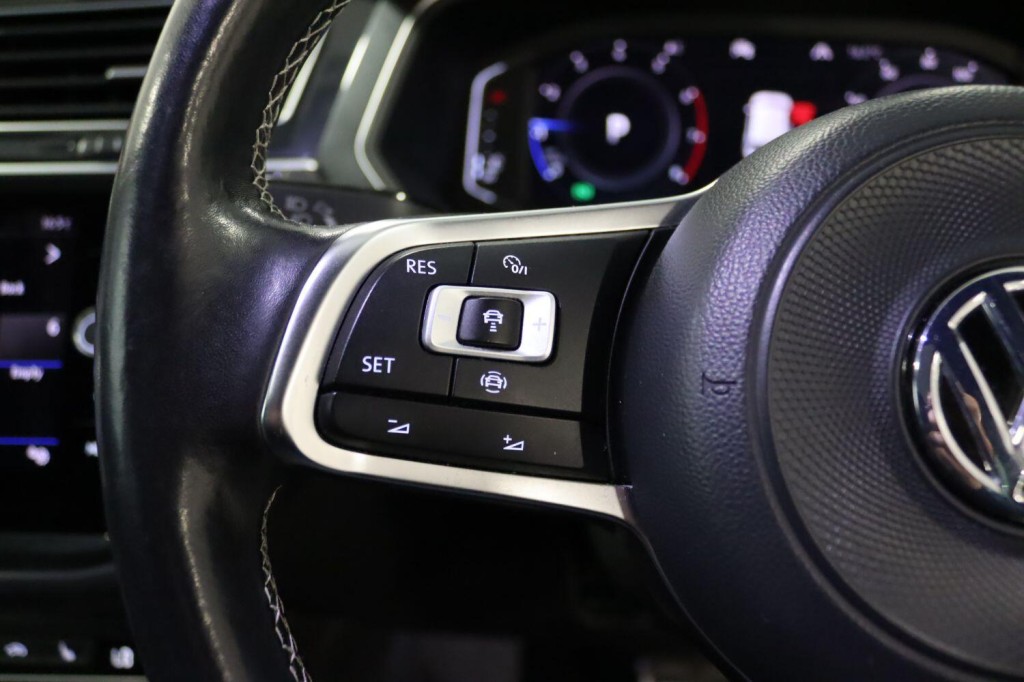 VOLKSWAGEN TIGUAN 1.5 TSI EVO R-Line Tech 2020