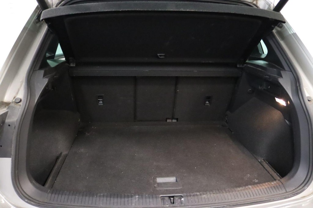 VOLKSWAGEN TIGUAN 1.5 TSI EVO R-Line Tech 2020