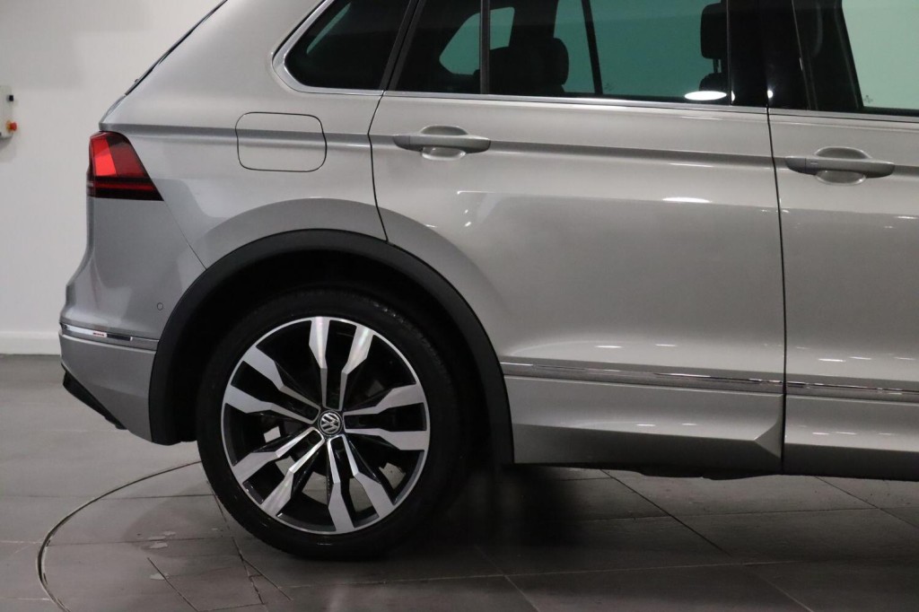 VOLKSWAGEN TIGUAN 1.5 TSI EVO R-Line Tech 2020