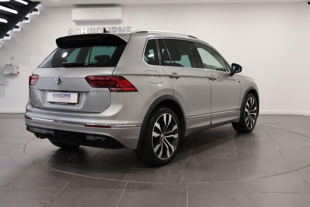 VOLKSWAGEN TIGUAN 1.5 TSI EVO R-Line Tech 2020