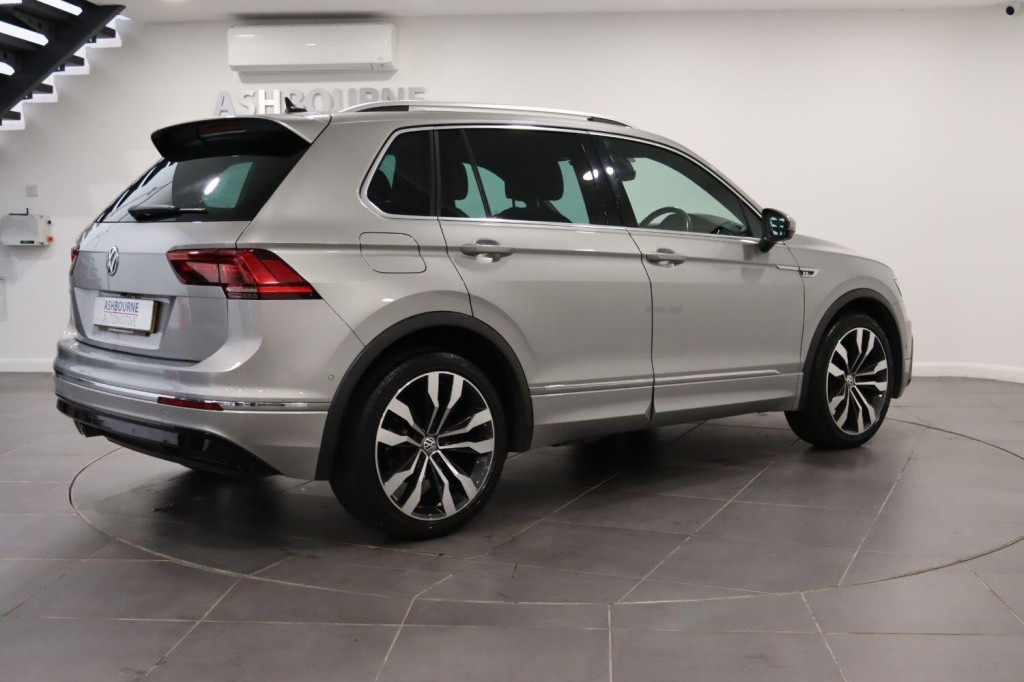 VOLKSWAGEN TIGUAN 1.5 TSI EVO R-Line Tech 2020