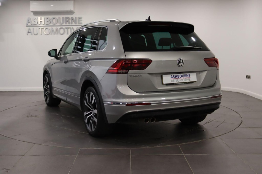 VOLKSWAGEN TIGUAN 1.5 TSI EVO R-Line Tech 2020