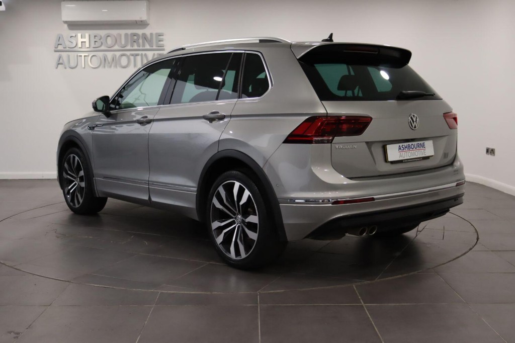 VOLKSWAGEN TIGUAN 1.5 TSI EVO R-Line Tech 2020