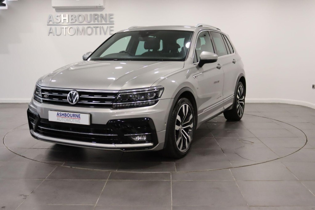 VOLKSWAGEN TIGUAN 1.5 TSI EVO R-Line Tech 2020