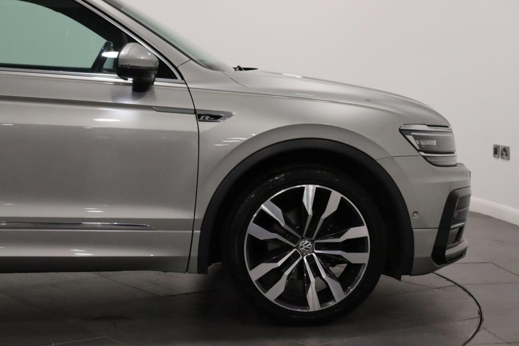 VOLKSWAGEN TIGUAN 1.5 TSI EVO R-Line Tech 2020