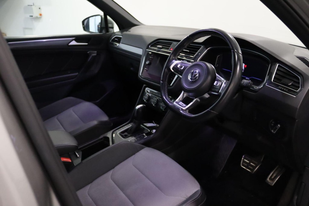 VOLKSWAGEN TIGUAN 1.5 TSI EVO R-Line Tech 2020