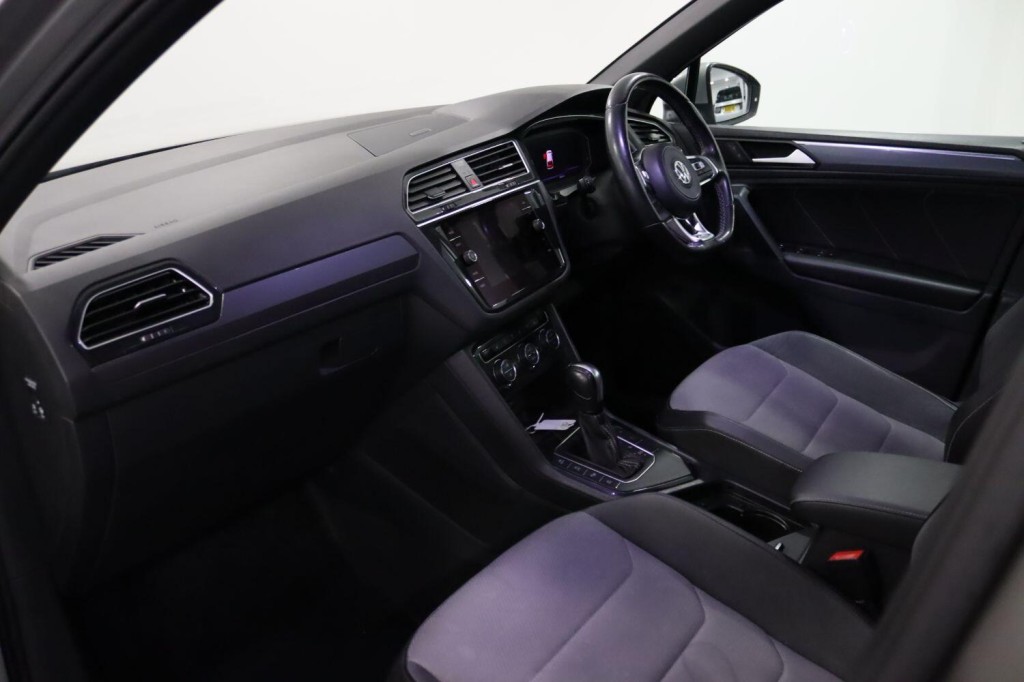 VOLKSWAGEN TIGUAN 1.5 TSI EVO R-Line Tech 2020