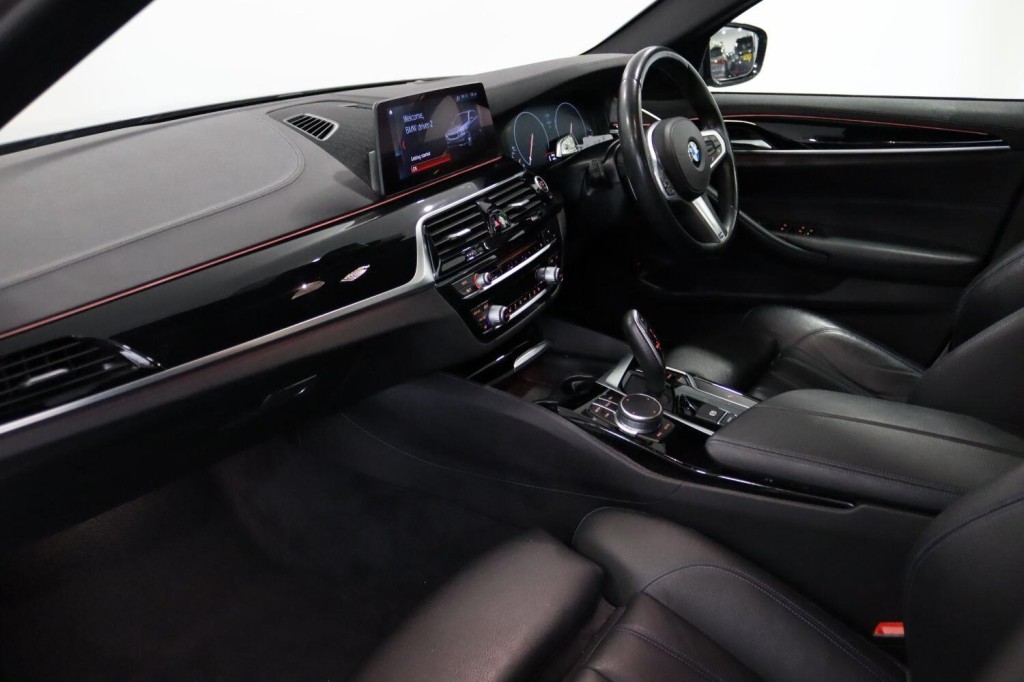 BMW 5 SERIES 2.0 520d xDrive M Sport Touring 2020