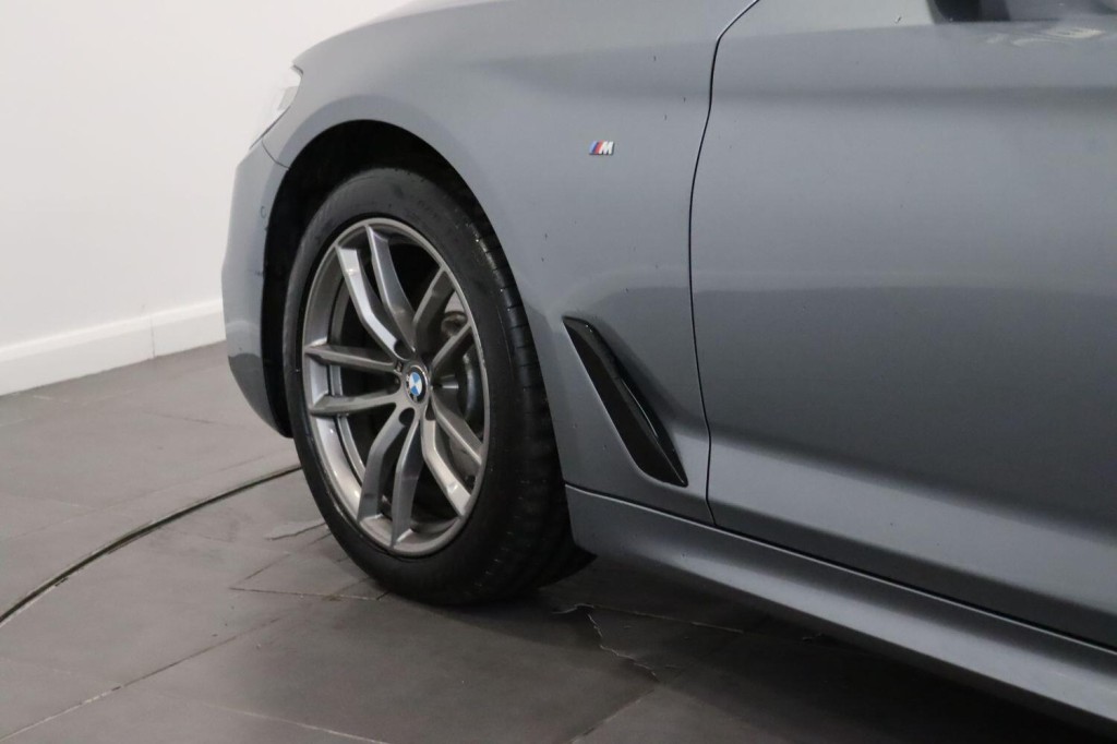 BMW 5 SERIES 2.0 520d xDrive M Sport Touring 2020