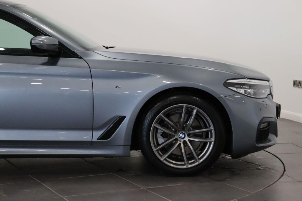 BMW 5 SERIES 2.0 520d xDrive M Sport Touring 2020