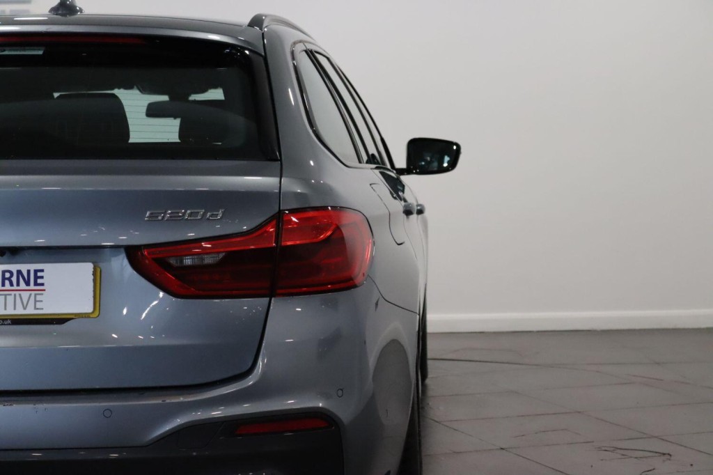 BMW 5 SERIES 2.0 520d xDrive M Sport Touring 2020
