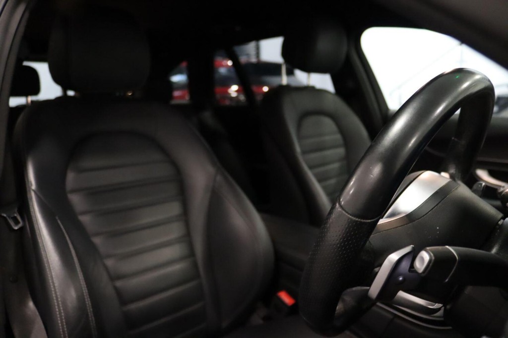 MERCEDES-BENZ C CLASS 2.0 C300de 13.5kWh AMG Line Edition 2019