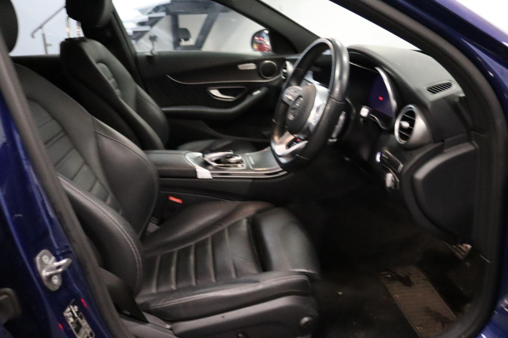MERCEDES-BENZ C CLASS 2.0 C300de 13.5kWh AMG Line Edition 2019