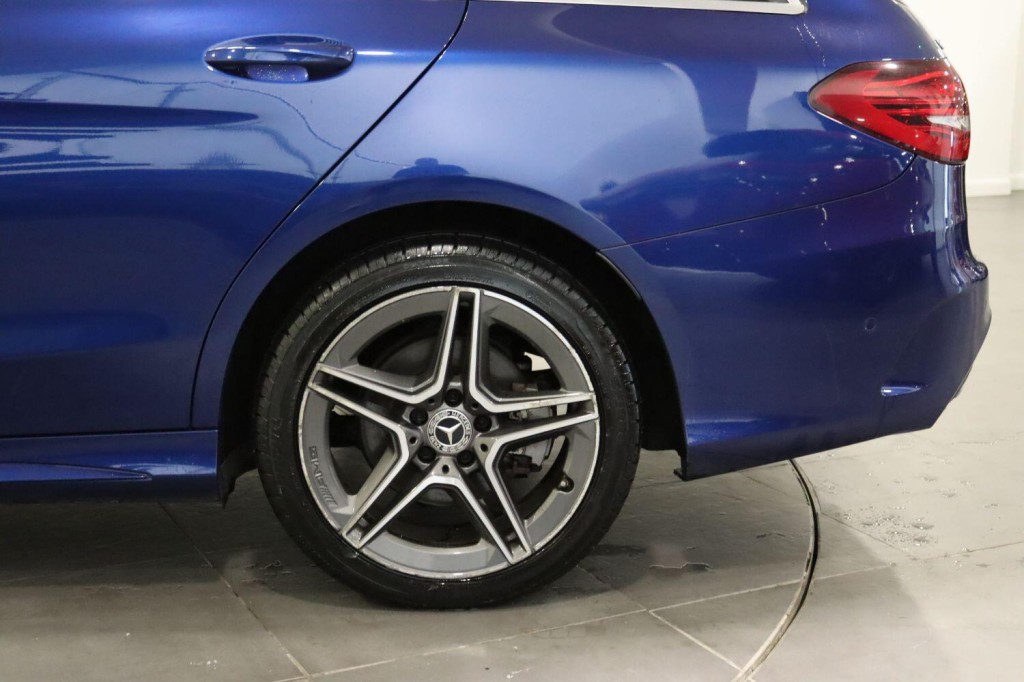 MERCEDES-BENZ C CLASS 2.0 C300de 13.5kWh AMG Line Edition 2019