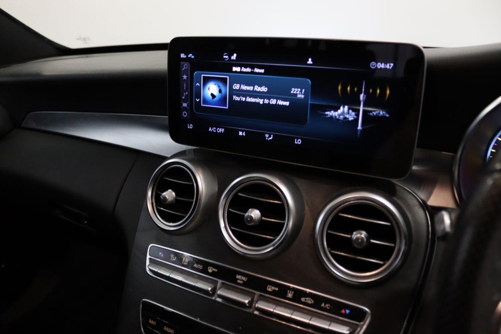 MERCEDES-BENZ C CLASS 2.0 C300de 13.5kWh AMG Line Edition 2019