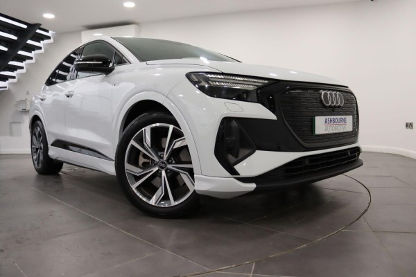 View AUDI E-TRON 50 Edition 1