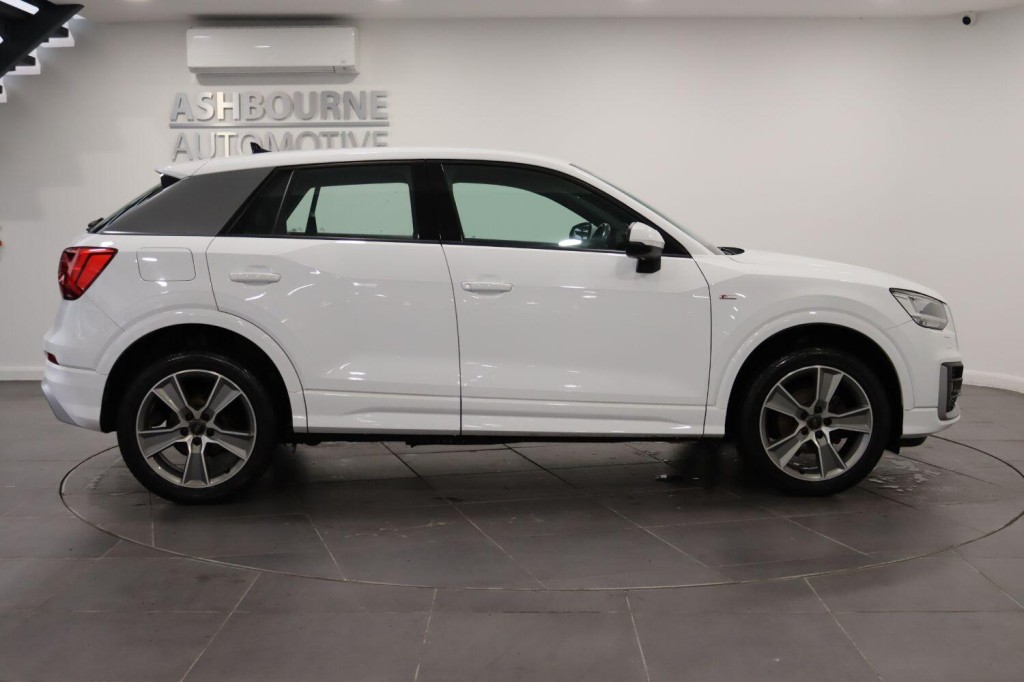 AUDI Q2 1.0 TFSI 30 S line 2020