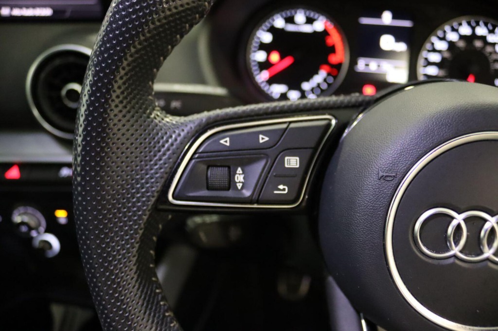 AUDI Q2 1.0 TFSI 30 S line 2020