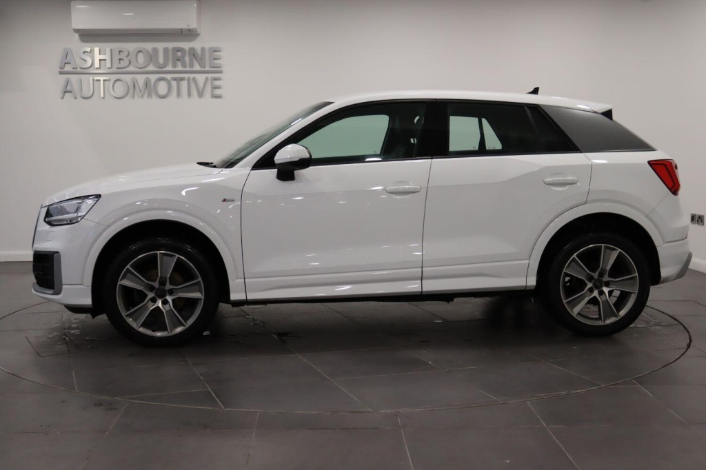 AUDI Q2 1.0 TFSI 30 S line 2020