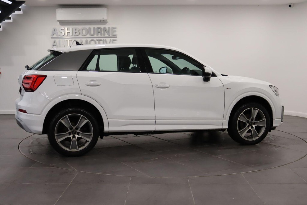 AUDI Q2 1.0 TFSI 30 S line 2020