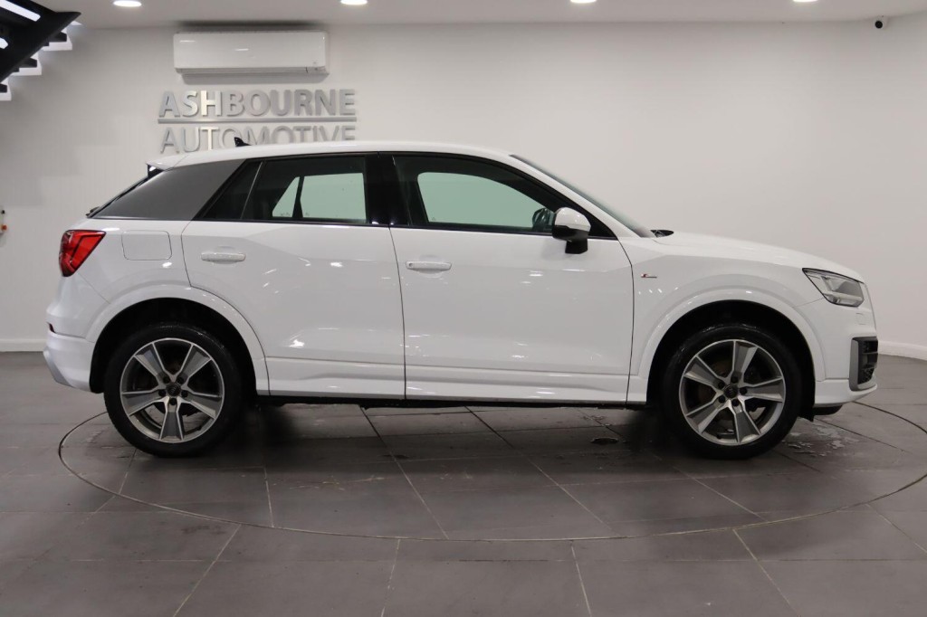 AUDI Q2 1.0 TFSI 30 S line 2020