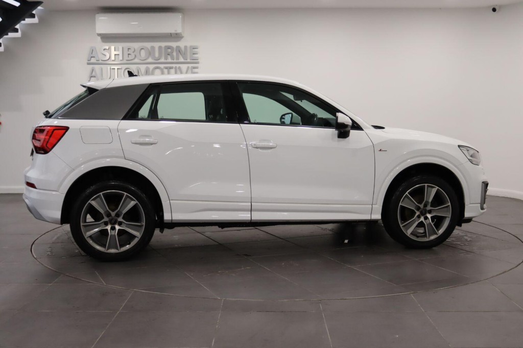 AUDI Q2 1.0 TFSI 30 S line 2020