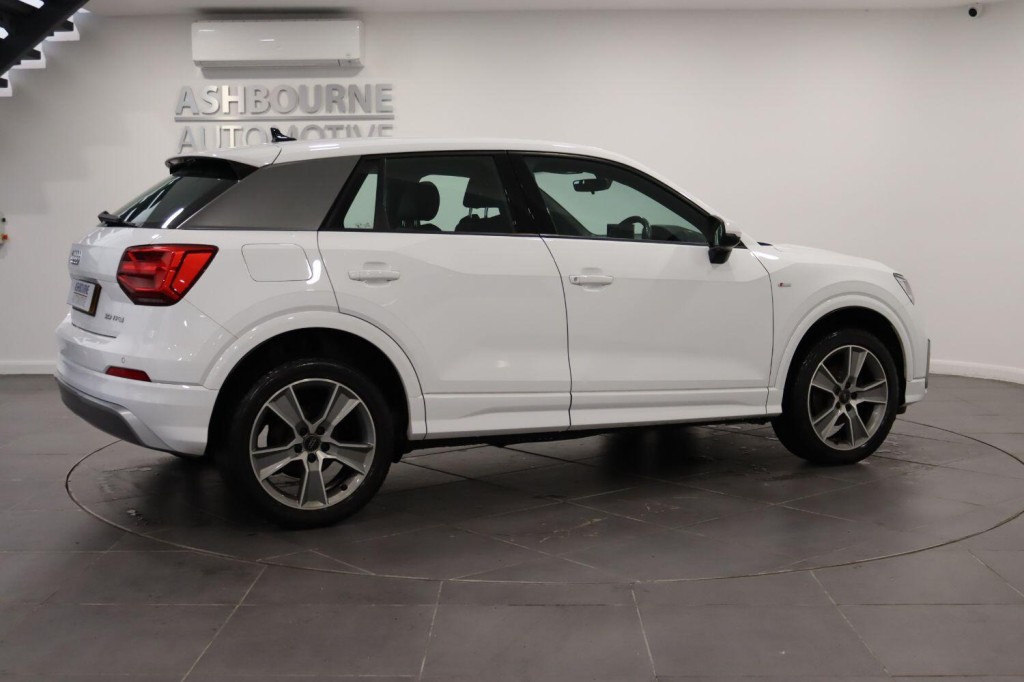 AUDI Q2 1.0 TFSI 30 S line 2020