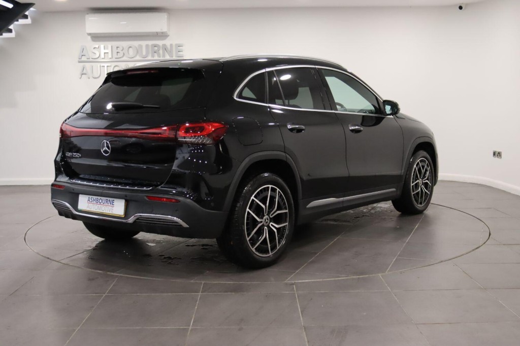 MERCEDES-BENZ EQA EQA 250+ 70.5kWh AMG Line 2022