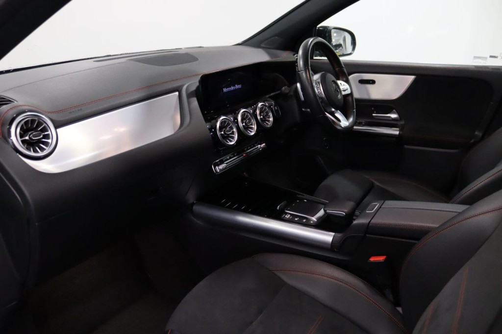 MERCEDES-BENZ EQA EQA 250+ 70.5kWh AMG Line 2022