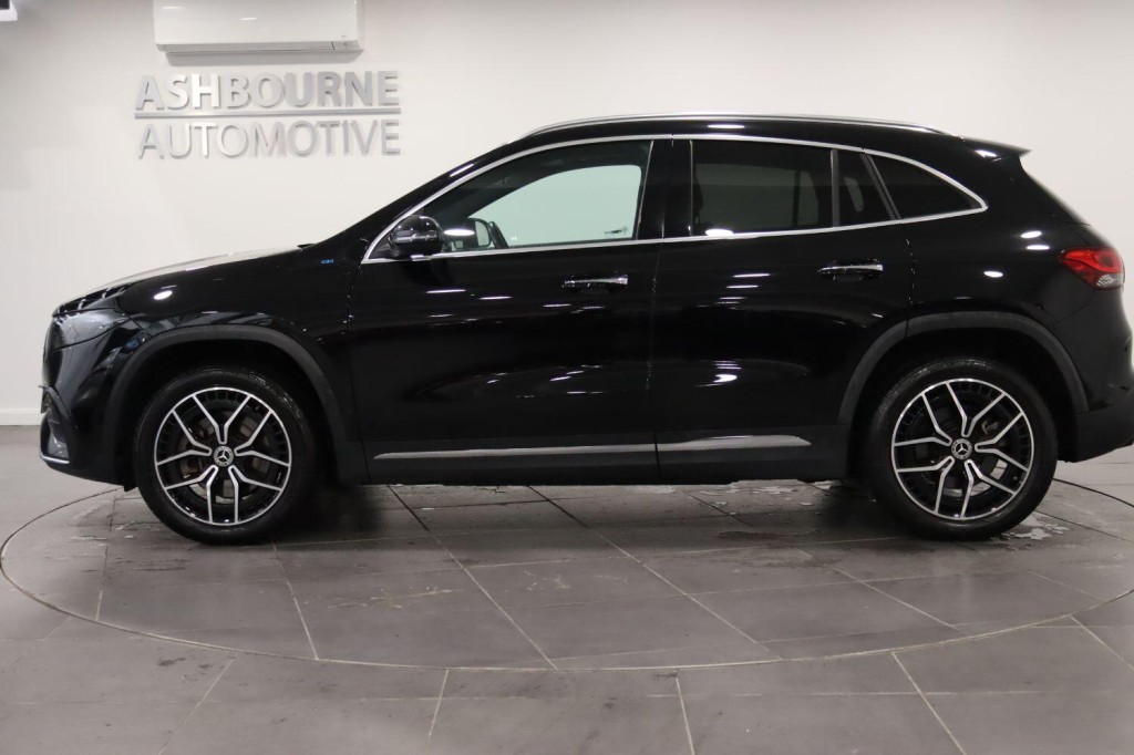 MERCEDES-BENZ EQA EQA 250+ 70.5kWh AMG Line 2022