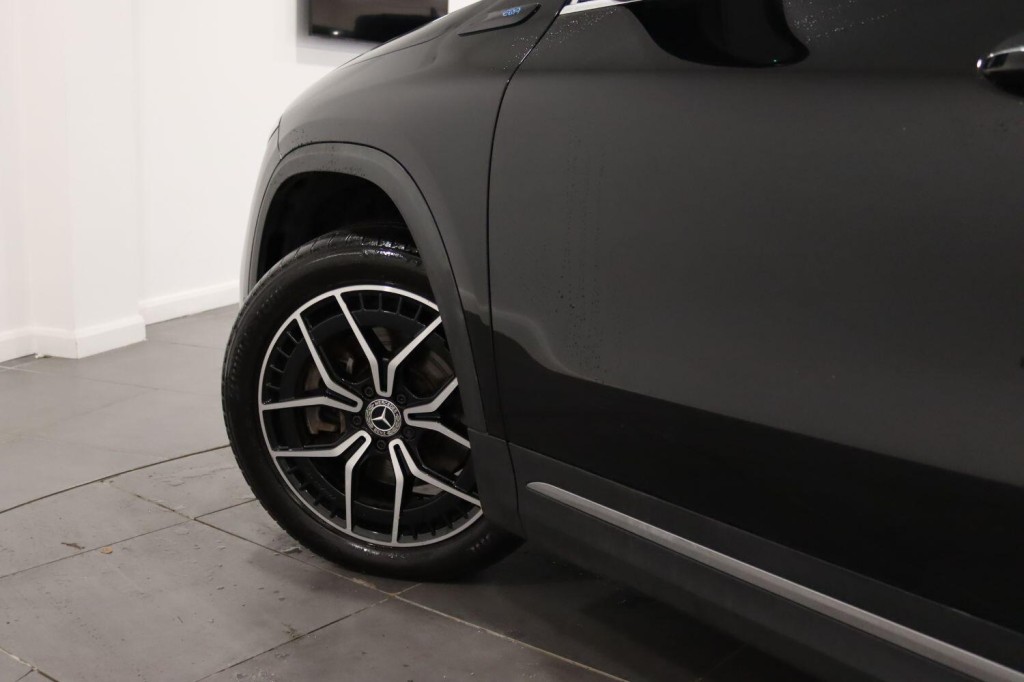 MERCEDES-BENZ EQA EQA 250+ 70.5kWh AMG Line 2022