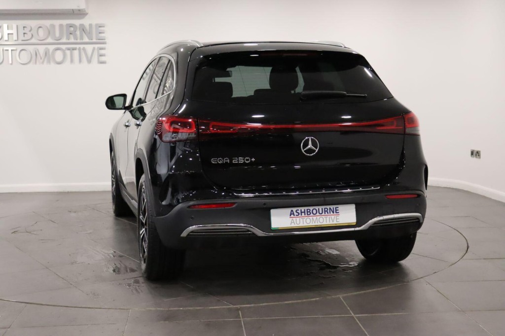 MERCEDES-BENZ EQA EQA 250+ 70.5kWh AMG Line 2022