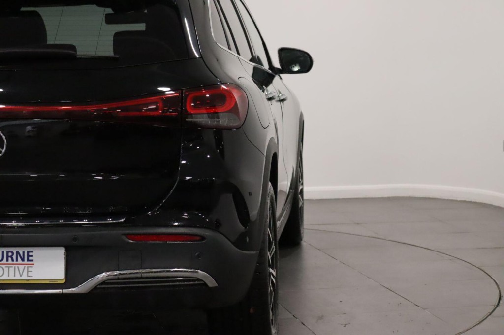 MERCEDES-BENZ EQA EQA 250+ 70.5kWh AMG Line 2022