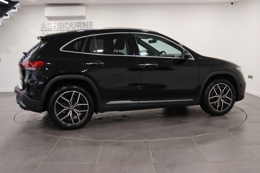 MERCEDES-BENZ EQA EQA 250+ 70.5kWh AMG Line 2022