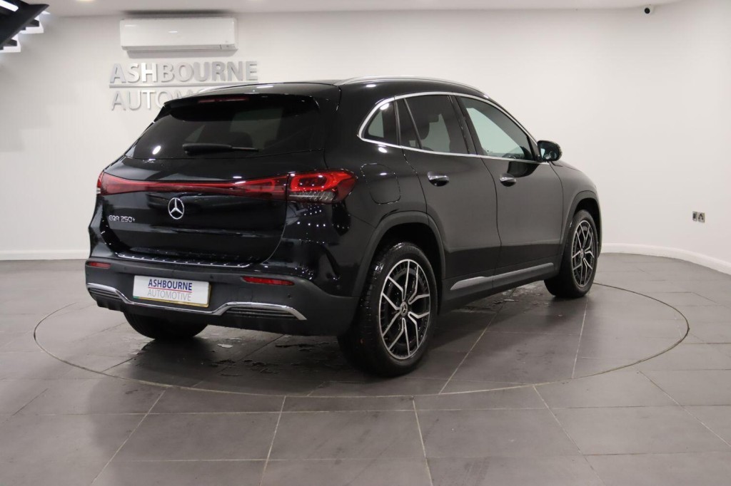 MERCEDES-BENZ EQA EQA 250+ 70.5kWh AMG Line 2022