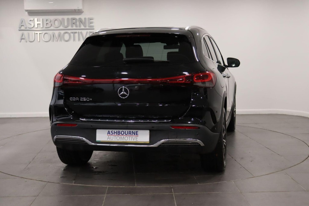 MERCEDES-BENZ EQA EQA 250+ 70.5kWh AMG Line 2022