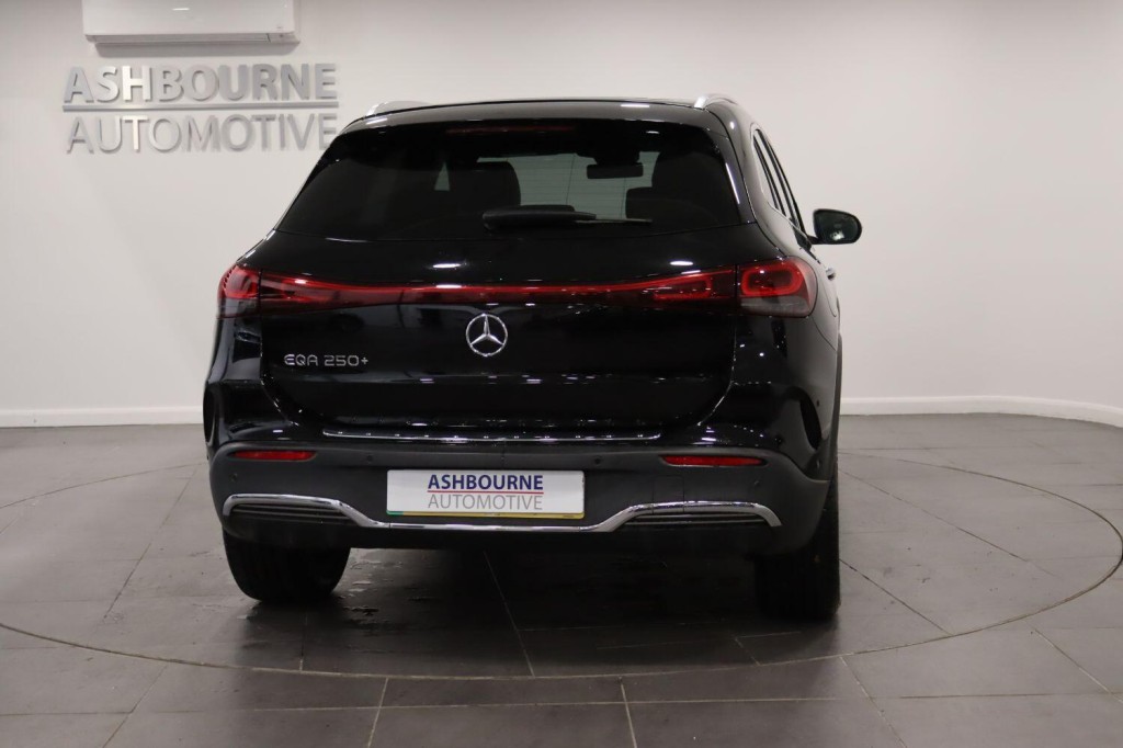 MERCEDES-BENZ EQA EQA 250+ 70.5kWh AMG Line 2022