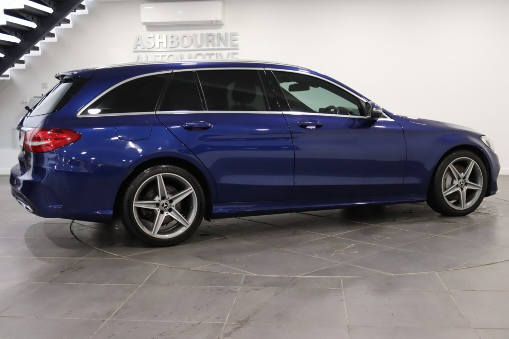 MERCEDES-BENZ C CLASS 2.1 C300dh AMG Line 2018